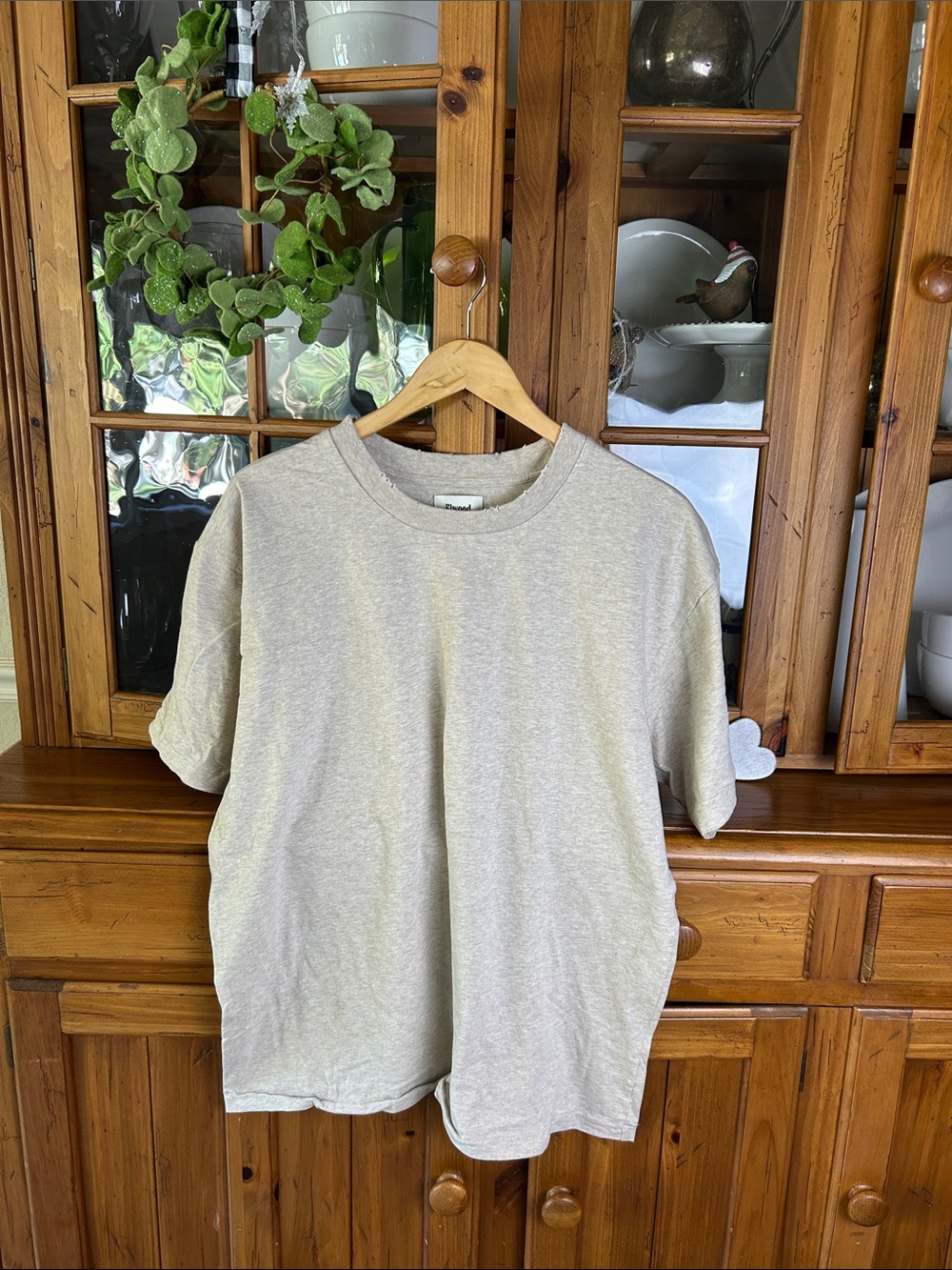 Elwood Distressed Crewneck T-Shirt in Light Beige — Soft Everyday Top NWOT